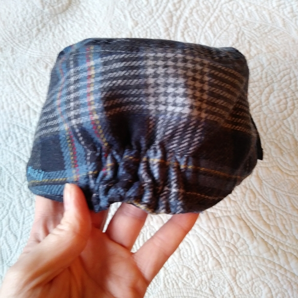 Ladies hat - Picture 4 of 7